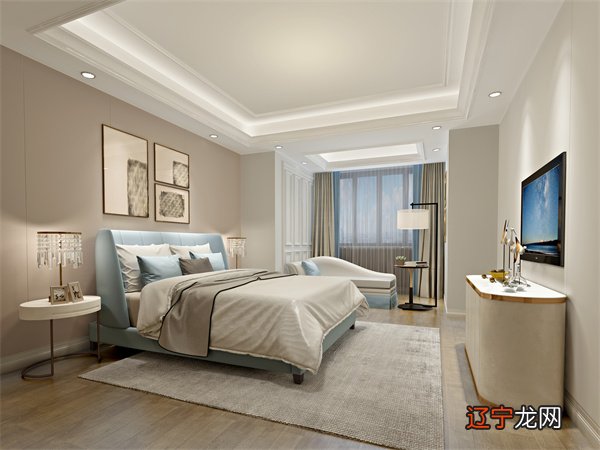 镜子对着门好吗?镜子摆在家里哪个位置好?