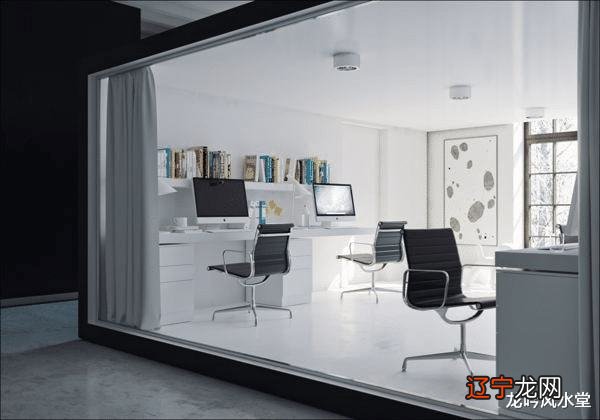 房间镜子摆放禁忌对着门 办公室装修风水忌讳镜子不许乱放