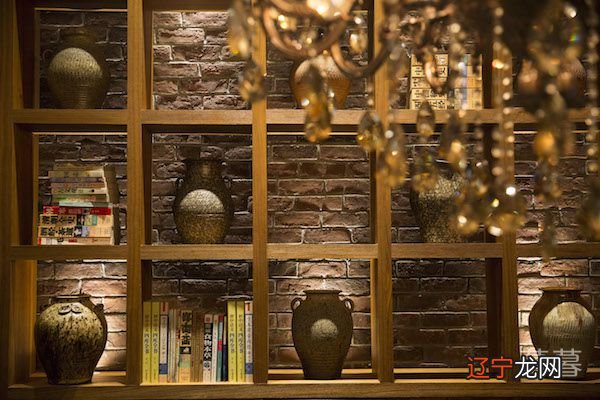 年轻人算命有禁忌吗 最好不要结伴前去