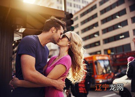 属虎和什么属相最配