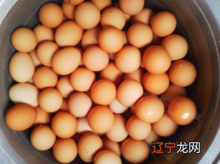 梦见吃了两颗鸡蛋