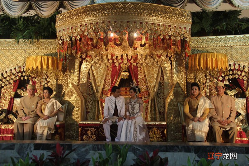 问题三：年柱国印华盖月柱国印华盖日柱国印华盖童子是什么意思