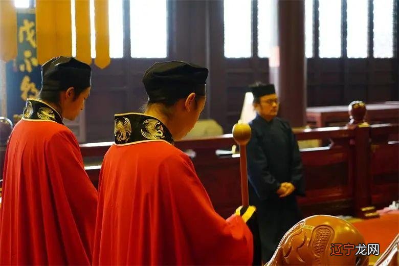 二月十九慈航真人圣诞:恭望恩光鉴临,救拔世间九苦之人