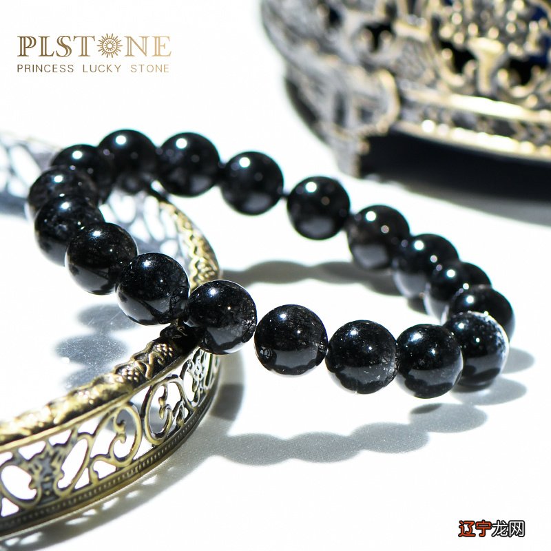 被称为“鬼佬”的黑发晶，暗黑系的神秘感！PLSTONE普琳丝首进黑系神秘！