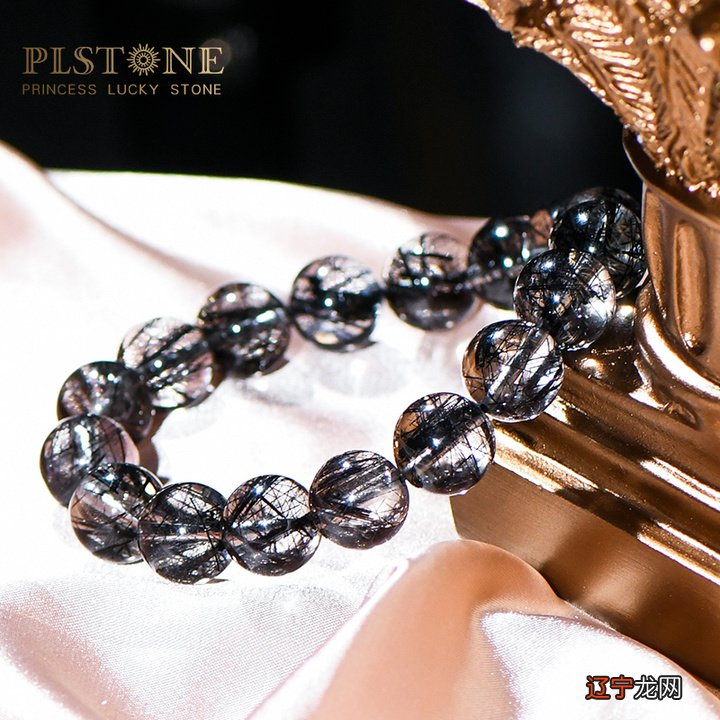 被称为“鬼佬”的黑发晶，暗黑系的神秘感！PLSTONE普琳丝首进黑系神秘！