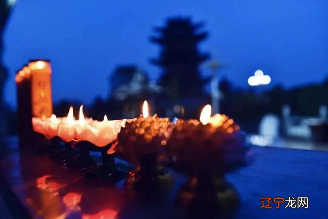 梦见在世的亲人去世