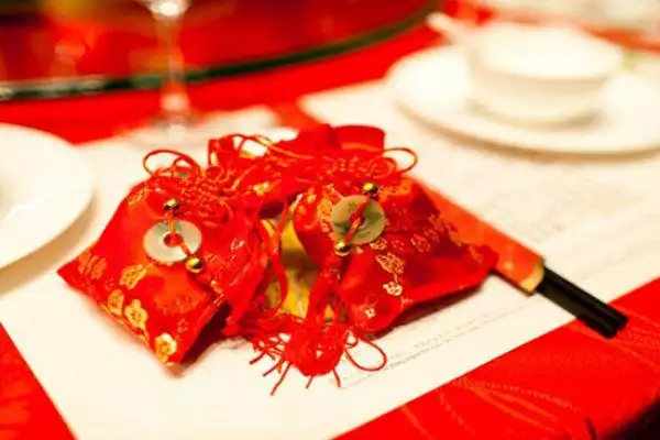 免费婚配属相八字合婚，属相婚配 八字合婚 请高人