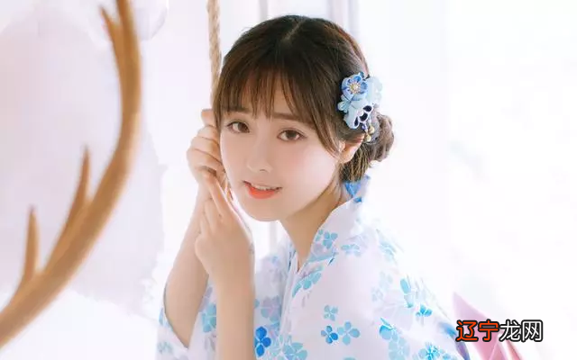 总是能够让异性宠爱有加的3个星座巨蟹女是什么都喜欢靠自己