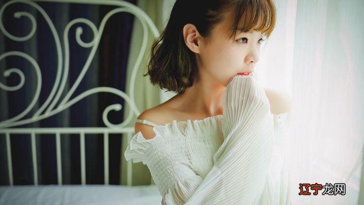 摩羯男喜欢你的十大表现,中五条就是真爱!