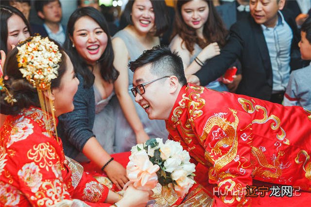 组图 男女嫁娶大利月择日,个人如何看黄历?