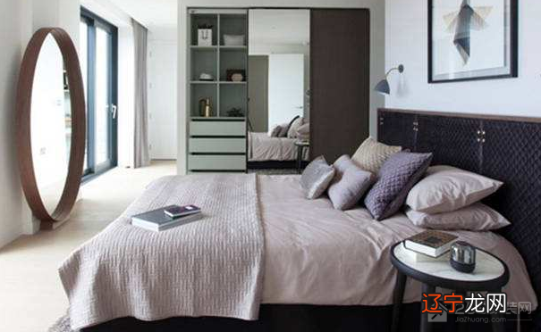 房间布置风水_睡觉房间风水学_1976年属龙人房间用什么颜色壁纸好风水