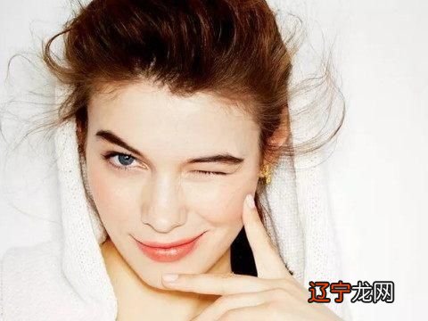 傻大方小编:不同人的眉毛看出个人的福气!