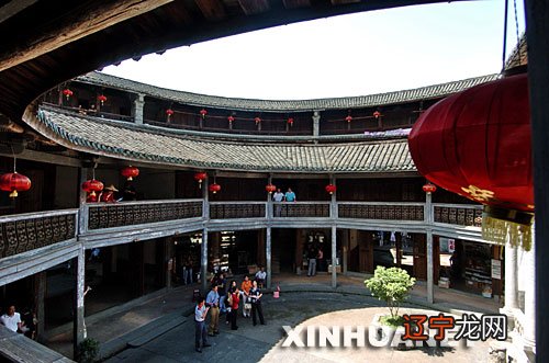 图 生土夯就的中国世界文化遗产——福建土楼