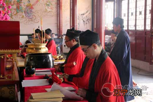 道教解签_第32签解婚姻签_圣阳阳是什么签签解