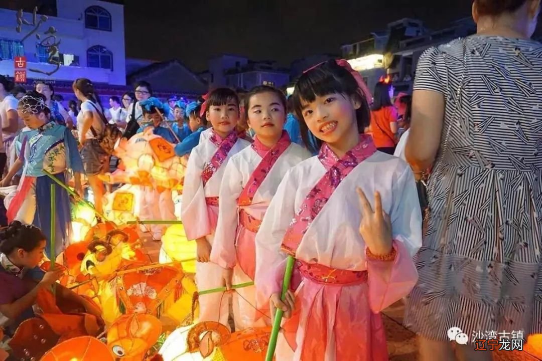 春暖花开第七届民俗文化节开幕式巡游系列活动在沙湾古镇盛大开幕