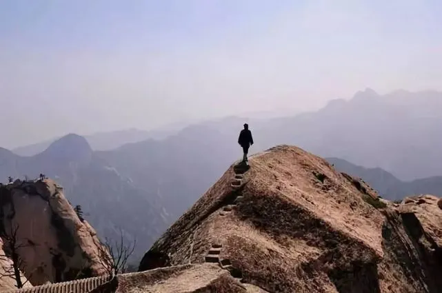 图 本年度:认真努力的克制,力求做到更好