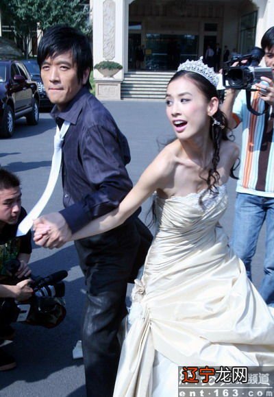 组图 八字命理分析大全 网曝黄圣依在温哥华生下一名男婴称纯属子虚乌有