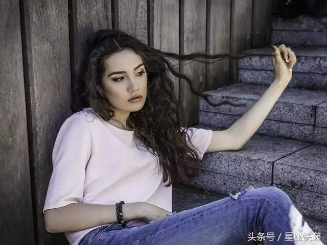 十二星座女生最迷人的部位,十二星座最特殊的星座