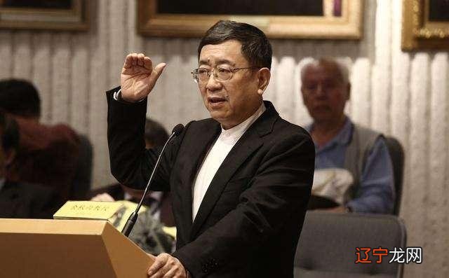 图 余秋雨和他的散文余秋雨出生于散文