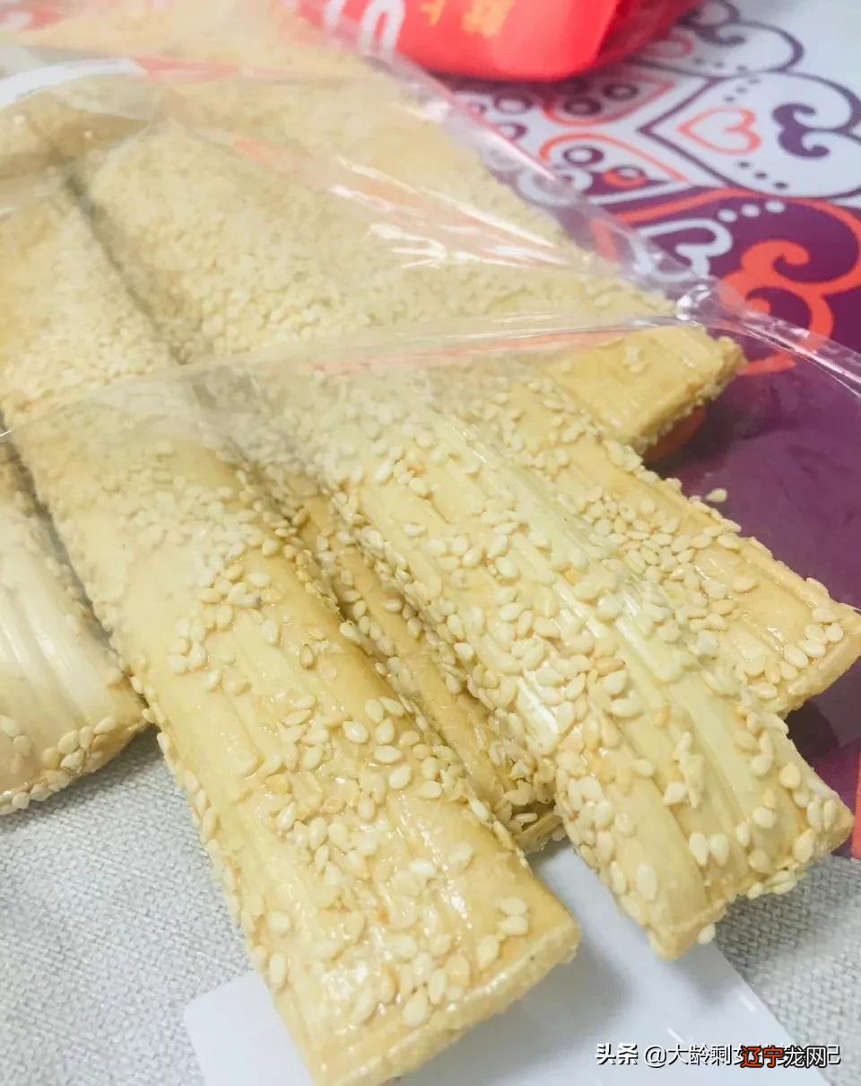 明日小年,记得“吃2样,做3事,忌3事”,新年为家人祈福好运