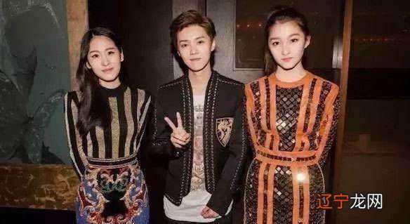 关晓彤爸爸晒鹿晗照 关晓彤爸爸晒鹿晗照 难道双方已经见过家长了吗