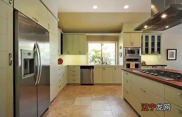 慈世堂:阳宅风水影响当代人阴宅凶住得添丁发财