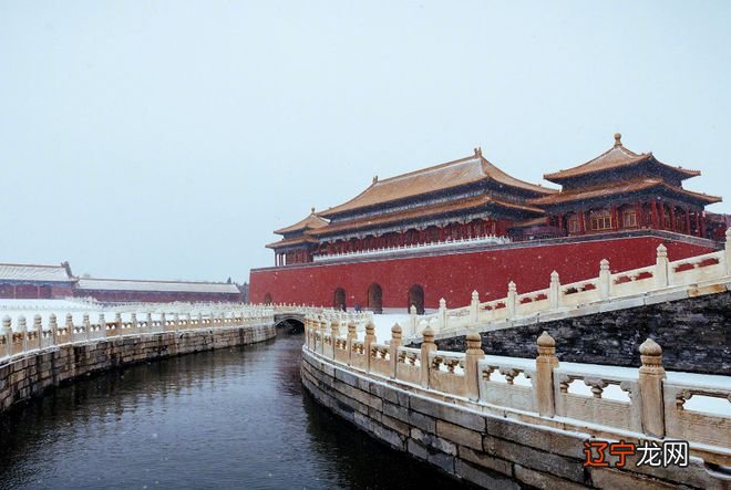 上 【李向东】你知道他们每年能休息几天吗?