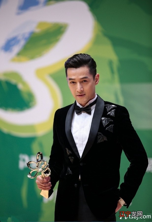 胡歌的面相点评分析意即观南方人之相,尤须注重天庭相理