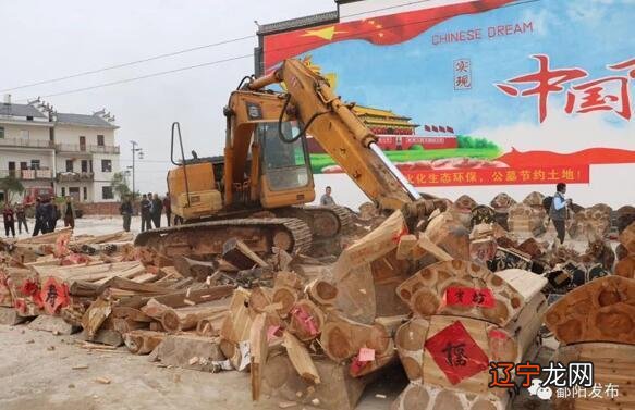 组图 江西省上饶市乐丰镇召开绿色殡葬改革现场推进会