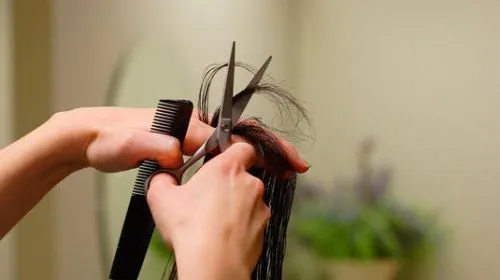 风水堂：梦见头发长了家庭幸福，无忧愁