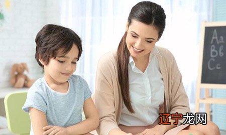 组图 周易培训学校，家长更青睐于哪一家？