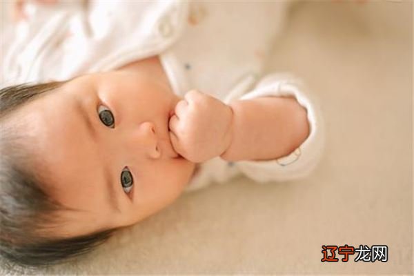 为何给宝宝取一个名字还需要这么复杂呢??