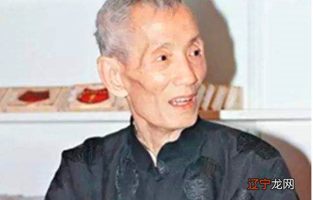 香港富豪风水大师陈伯:淡定从容,一语破天机出生于