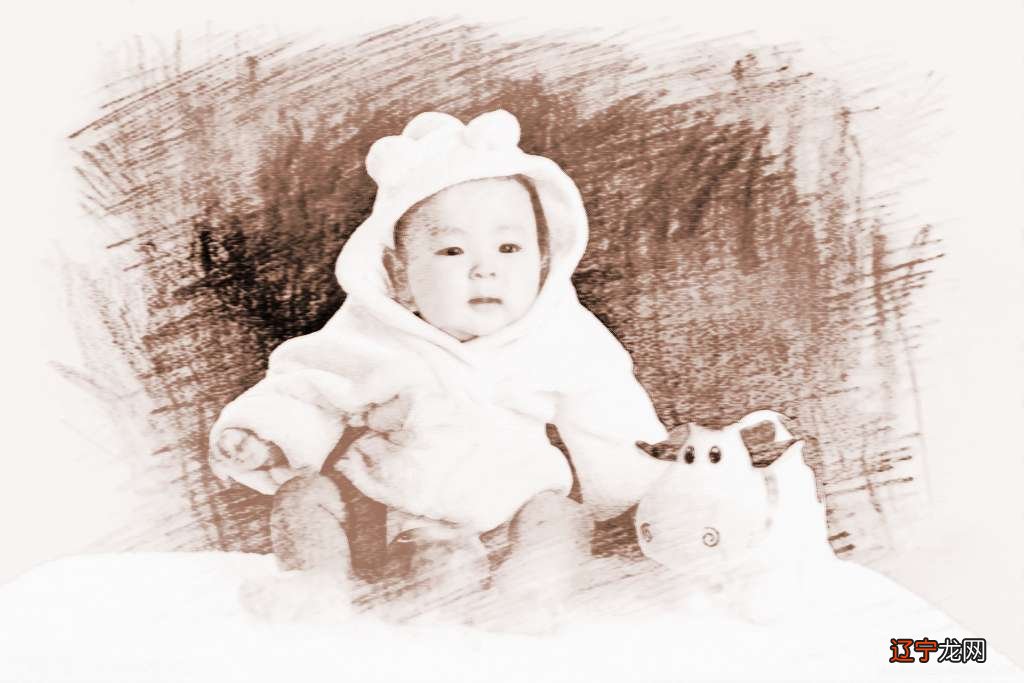 怎样才能给蛇年男宝宝起名呢?好运网与你一起探讨