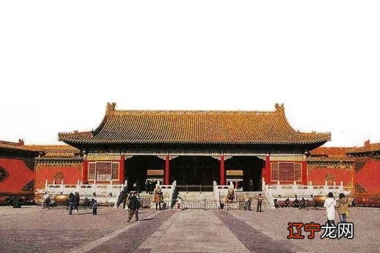 讲下风水堂:讲下怎么在生活中改变运气?