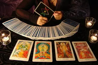 塔罗牌占卜你还爱我吗?占卜他现在还爱我吗