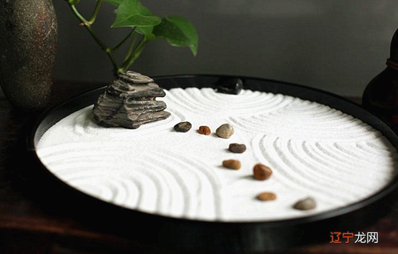 各位朋友风水堂:断八字靠的是天人合一就是