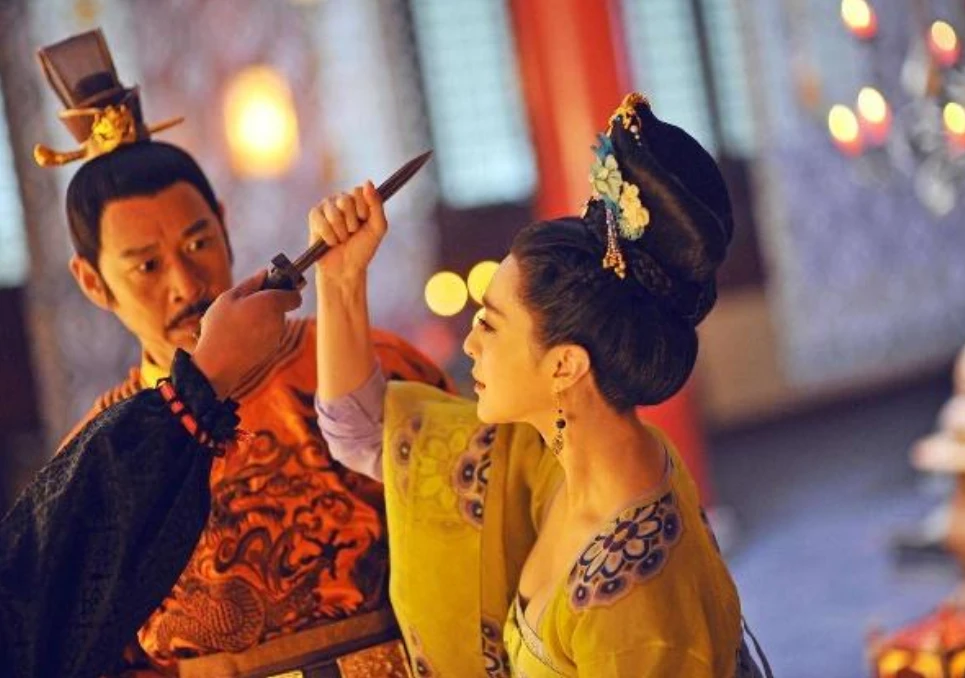 颧骨高成为男子权位高的象征,你知道吗?