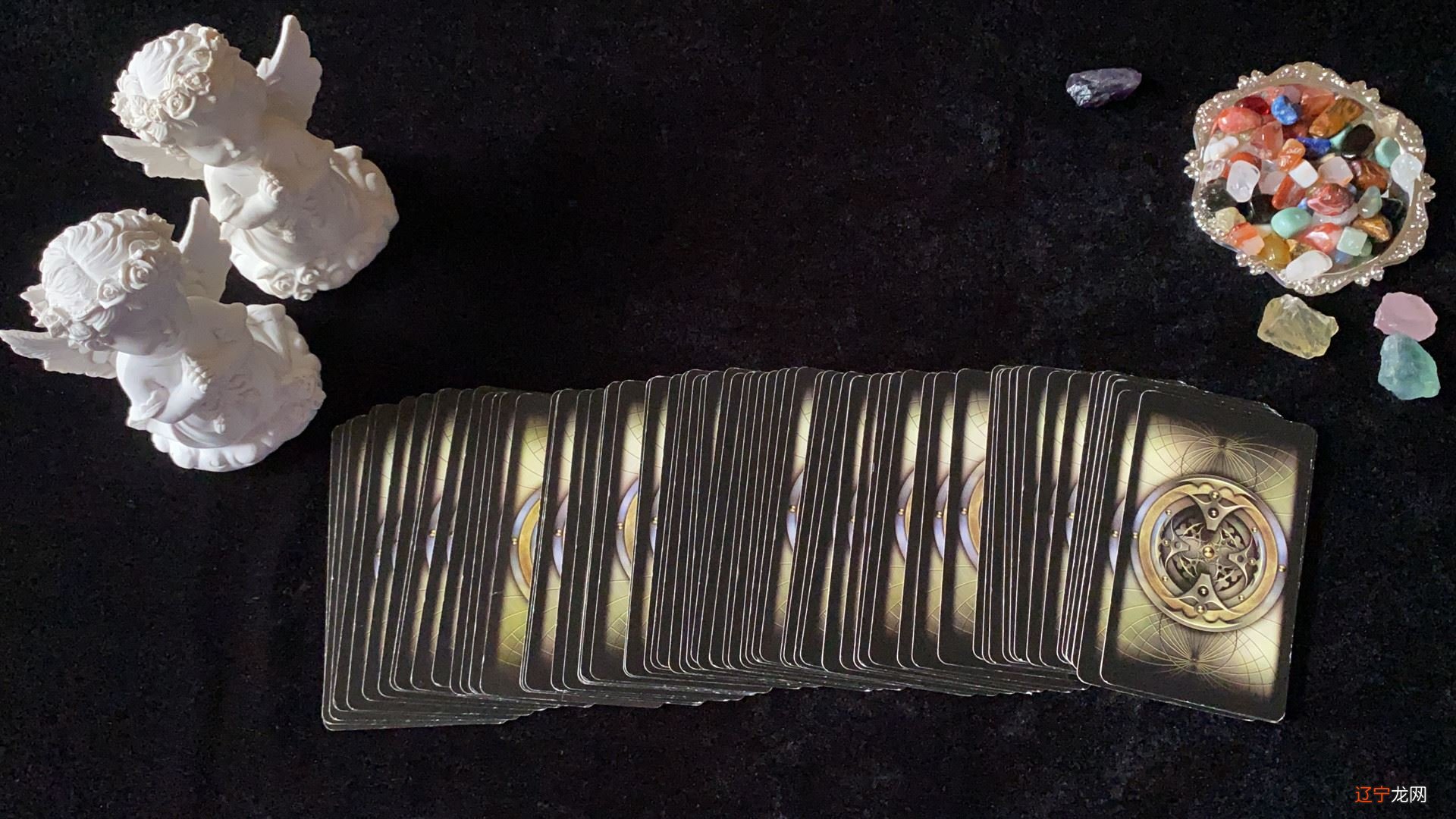 神巫塔罗占卜12月运势情况，你会有所吗？