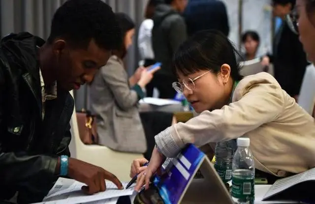 无论学习哪国的语言都是会遇到几个共同的难题?