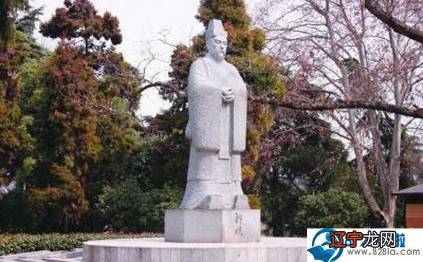 蓬莱占卜 郭璞“朱门之冠”的美誉:郭璞小编赏析