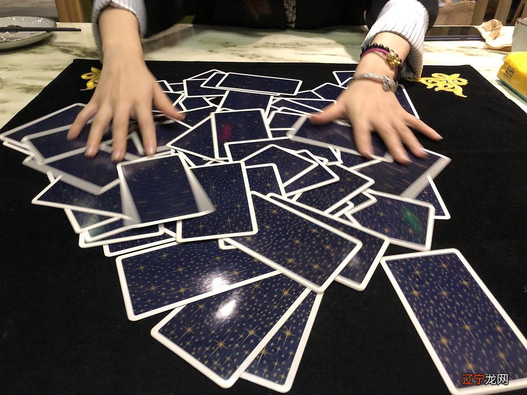 自学塔罗牌的人，要么塔罗的一部分原因是什么？