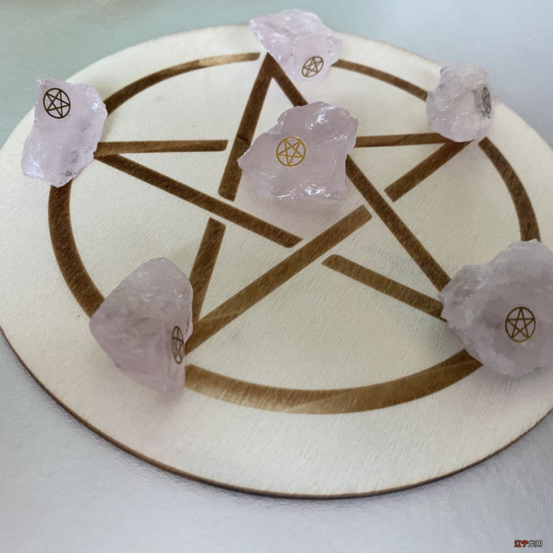 占卜巫术_六爻占卜和周易占卜哪个准_泰国巫术