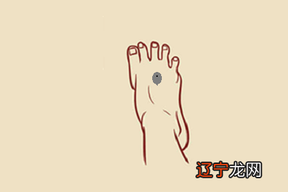 男人脚上长痣好不好？男人脚后跟长痣是好的象征