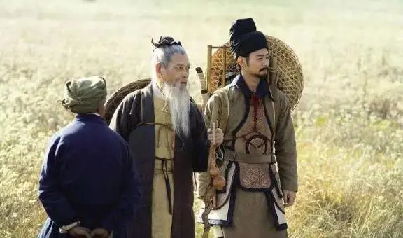 古代术数之一种，以人的面貌、五官、骨骼、气色、体态