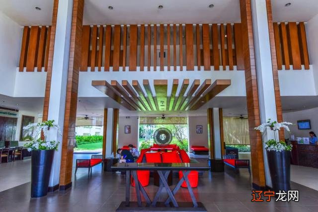 慈世堂：男人梦见鸡下蛋是什么意思呢？