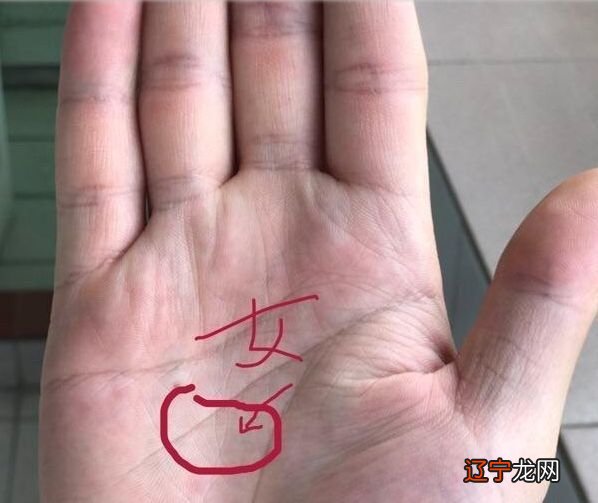 这三种手相的人,一生只能贫穷,注定是富贵命