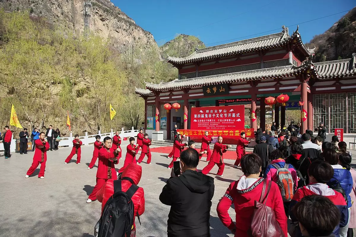 生辰八字取名字起名第一步神起名字到底是用什么五行的名字