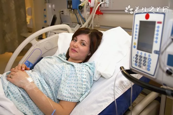 梦见长疮流脓什么意思？梦见手上长手指是啥意思？