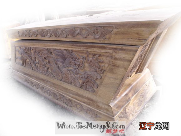 一下梦见屎生活梦见到自己流鼻血是什么意思？梦见流鼻血有什么预兆